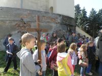 Fájdalmas pénteki zarándoklat a hegyi Kálváriára